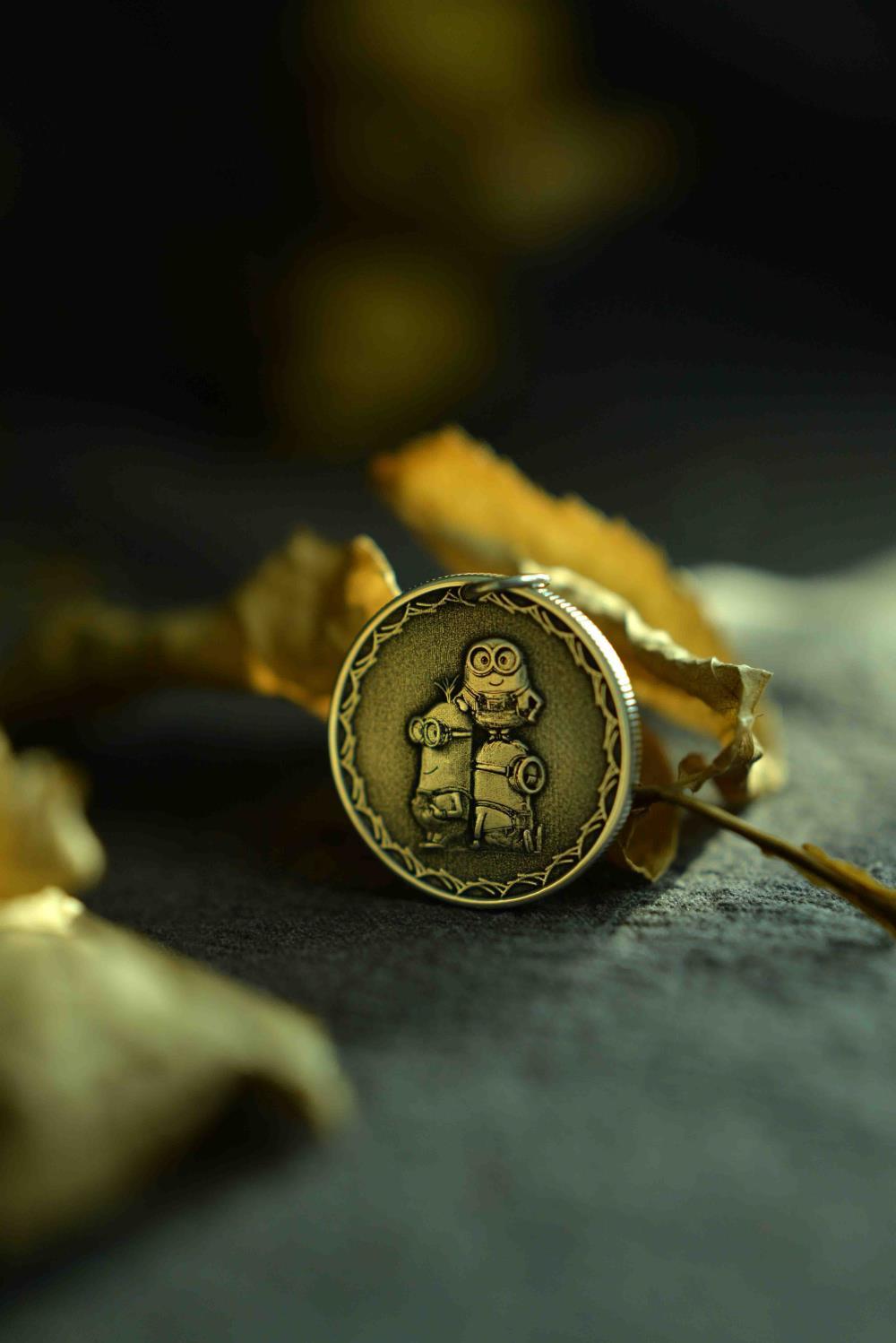 Luxury Custom Silver Coin – Turn a photo into a memorial keepsake. - Normir