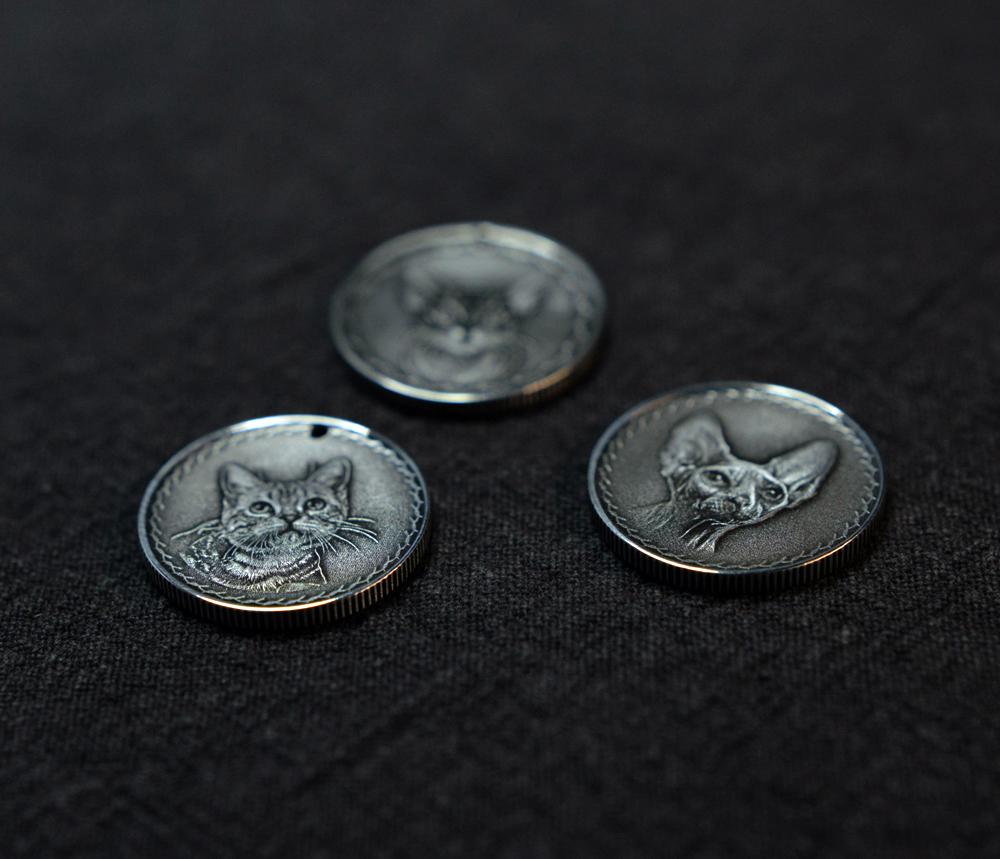 Luxury Custom Silver Coin – Turn a photo into a memorial keepsake. - Normir